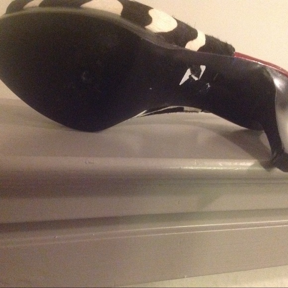 Guess platform animal print sling backs - Picture 4 of 4